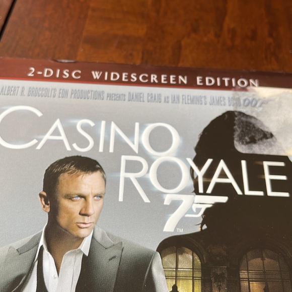 CASINO ROYALE 007 2-disc DVD video Daniel Craig - Picture 5 of 9